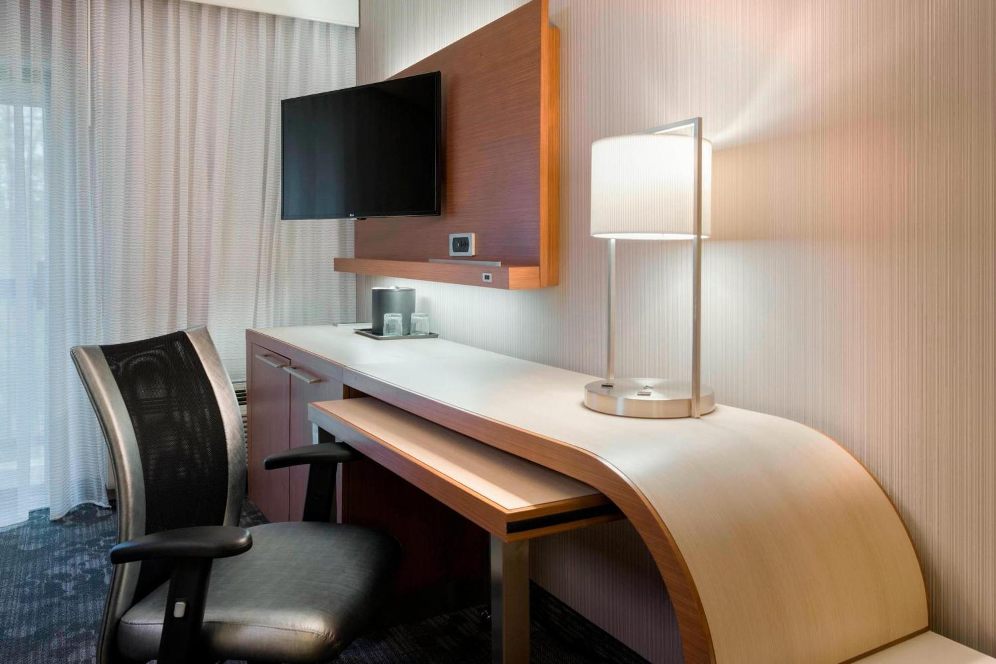 Courtyard By Marriott Scranton Montage Mountain Hotel Moosic Bagian luar foto