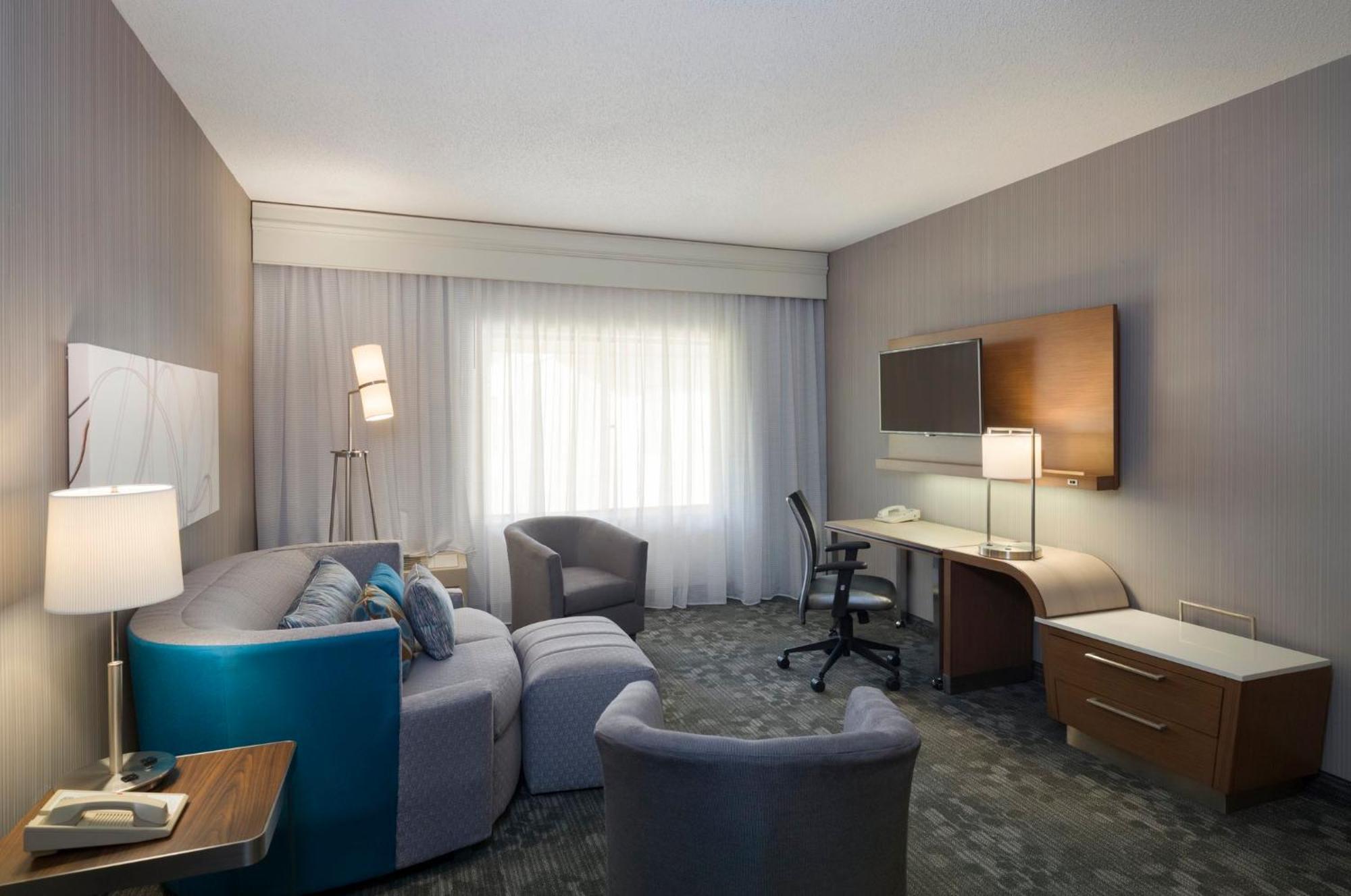 Courtyard By Marriott Scranton Montage Mountain Hotel Moosic Bagian luar foto