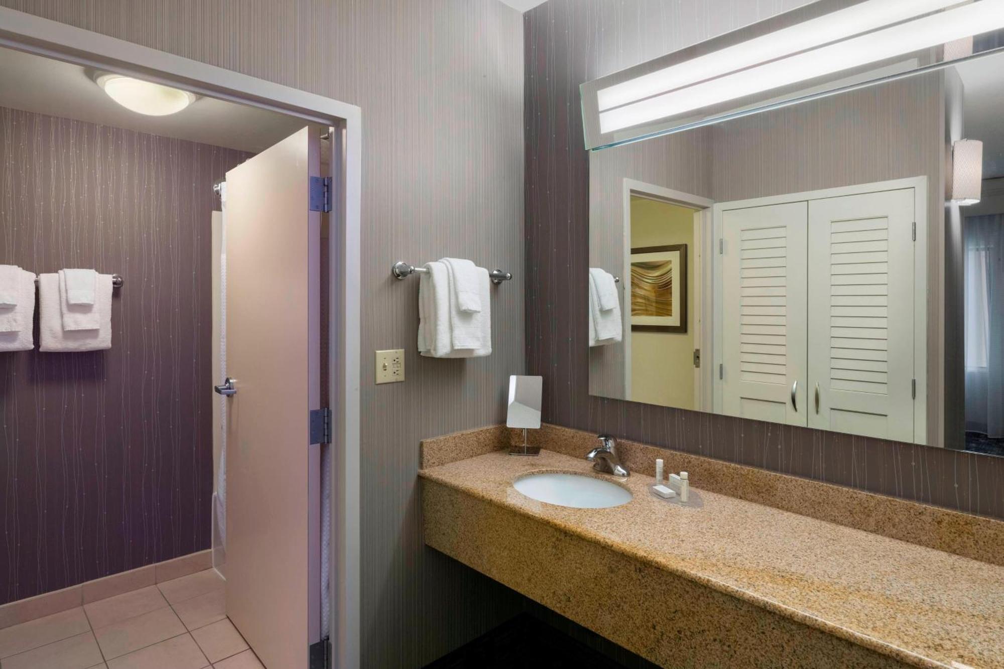 Courtyard By Marriott Scranton Montage Mountain Hotel Moosic Bagian luar foto